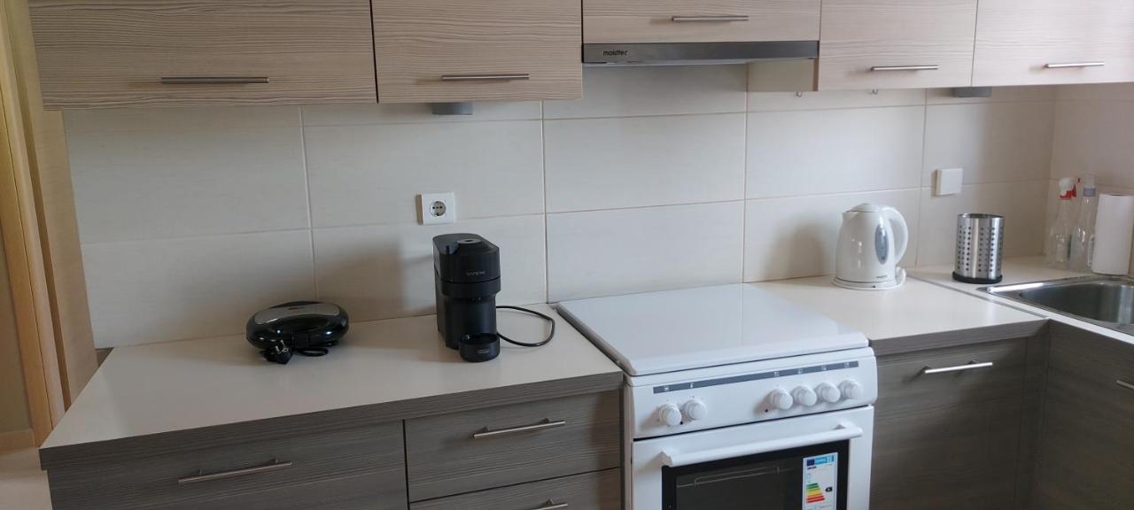 Momenti Felici Apartment Артемида Екстериор снимка